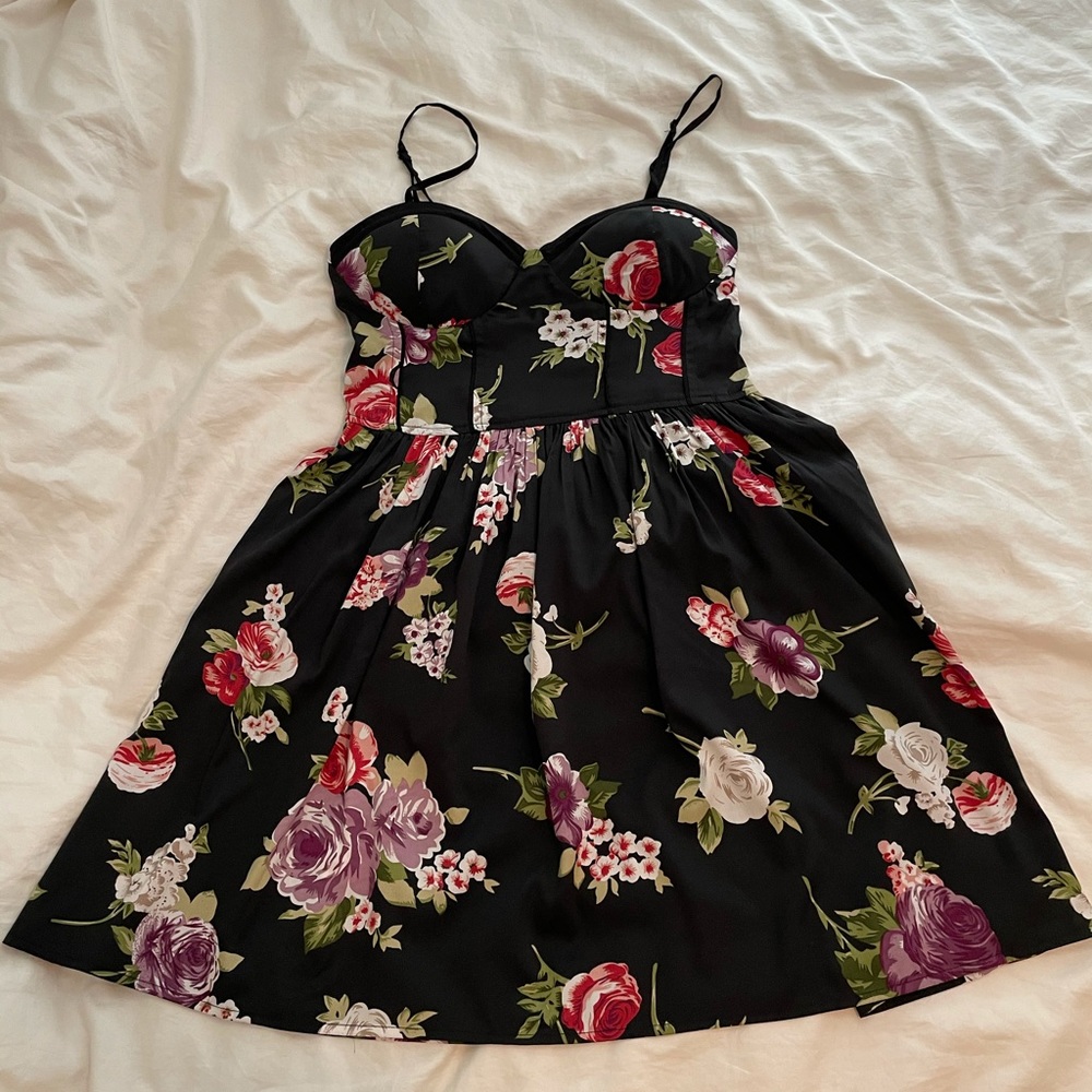 Band of Gypsies Floral Summer dress with pockets